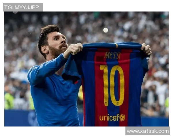 现役足球巨星盘点：从梅西C罗到姆巴佩哈兰德的时代变迁与未来展望